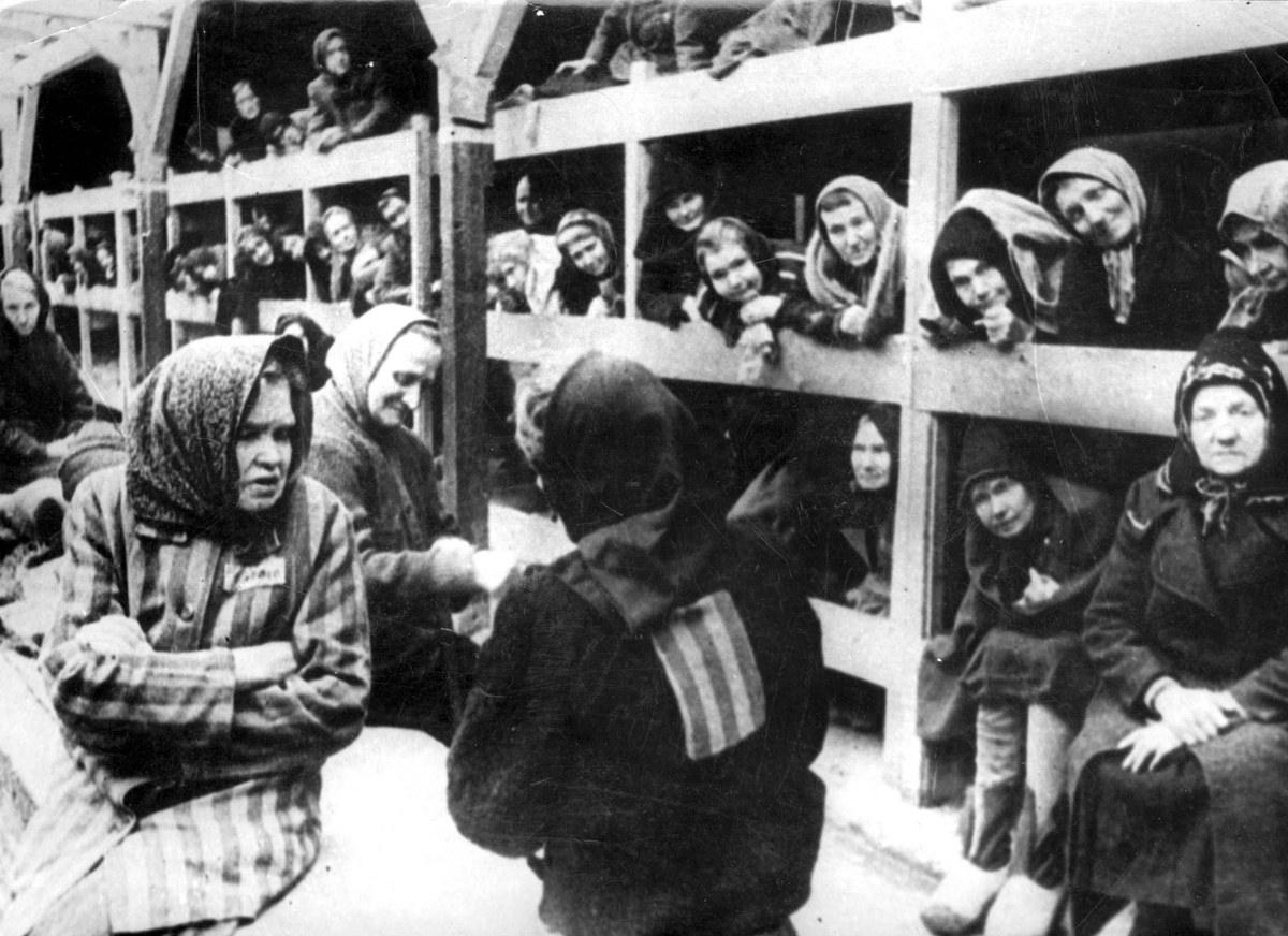 Women in Auschwitz: Holocaust memorial ceremony