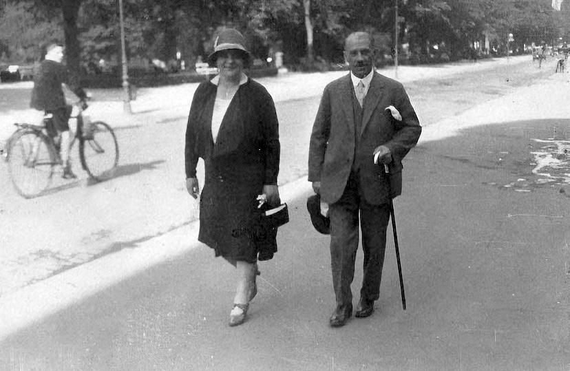 Karolina Sachs (née Marks) and Simon Sachs, Würzburg, 1927–1928