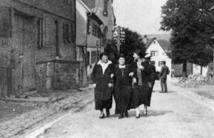 Strümpfelbrunn, Baden, the early 1930s. The Marks sisters, Klara and Karolina Sachs, and their cousin Adela Bundy, visiting the village where they were born.