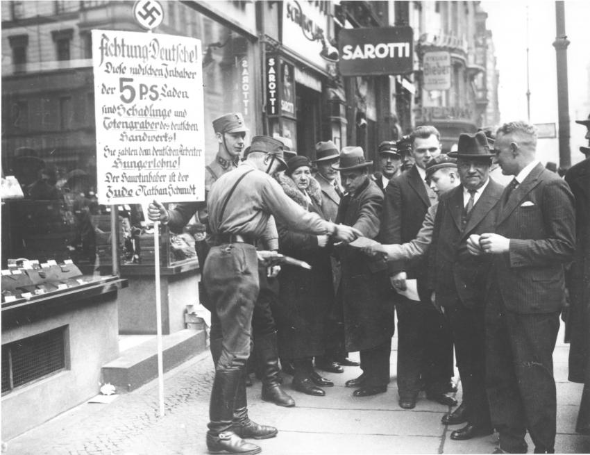 Der Aufstieg der Nationalsozialisten an die Macht in Deutschland und der Beginn der Judenverfolgung