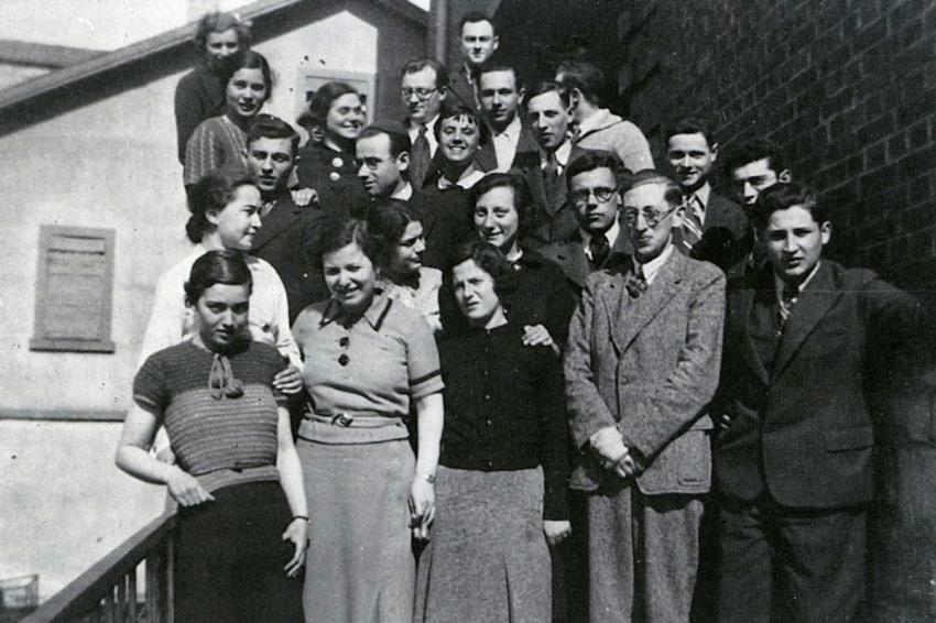 The members of the sixth year of the Jewish Teachers Seminary in Würzburg, 1936.