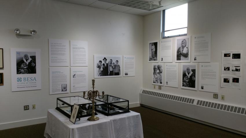 ready2print Ausstellung „Besa: Ein Ehrenkodex“ ausgestellt im Holocaust and Human Rights Center von Maine, Augusta, USA