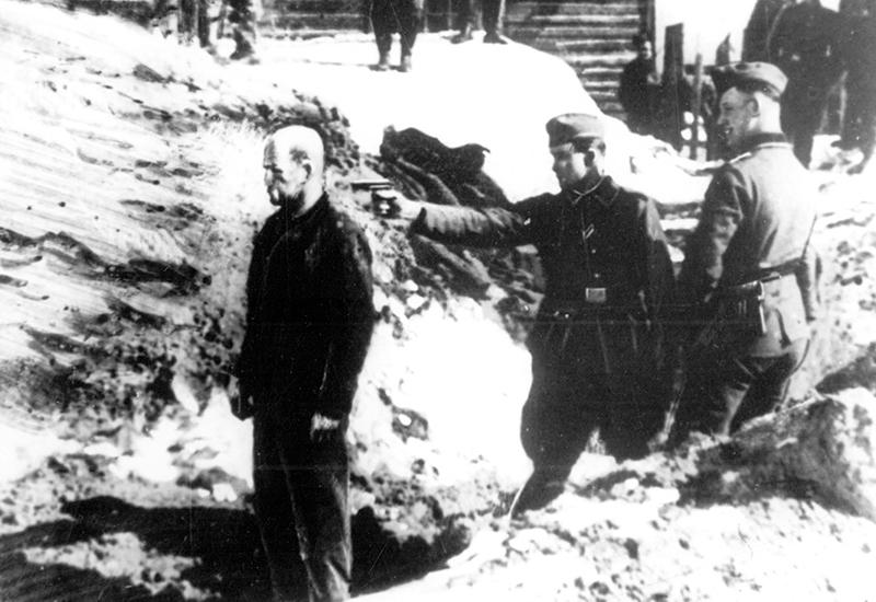 הוצאה להורג ביריה על ידי חיילים גרמנים , ברית המועצות
