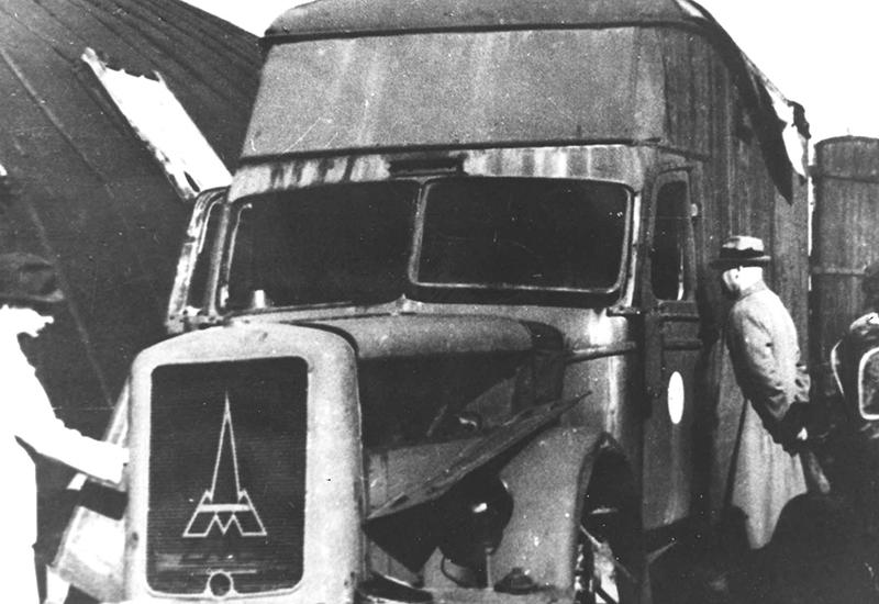 משאית תוצרת Magirus שנמצאה בקולו לאחר המלחמה ונחשדה כמשאית גז ששימשה לרצח במחנה חלמנו, פולין.