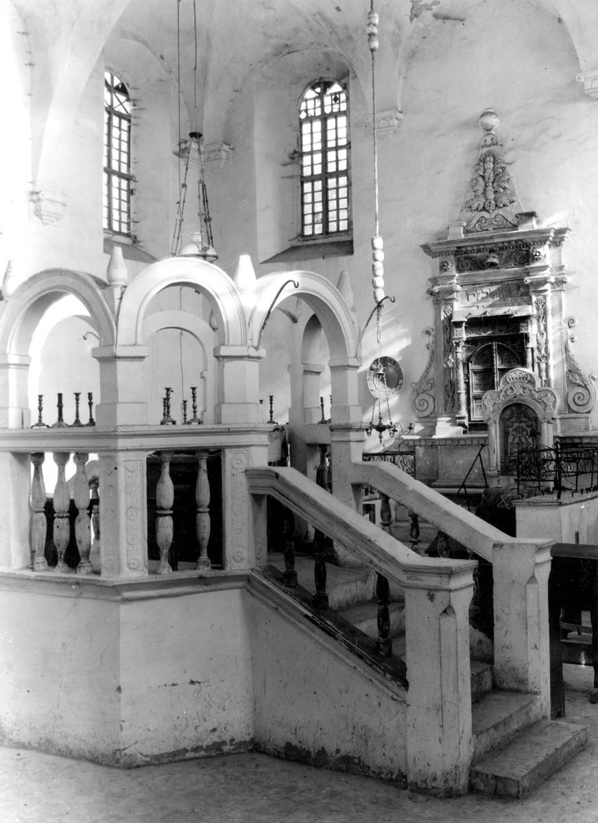 Synagogue interior, Szydłowiec, prewar