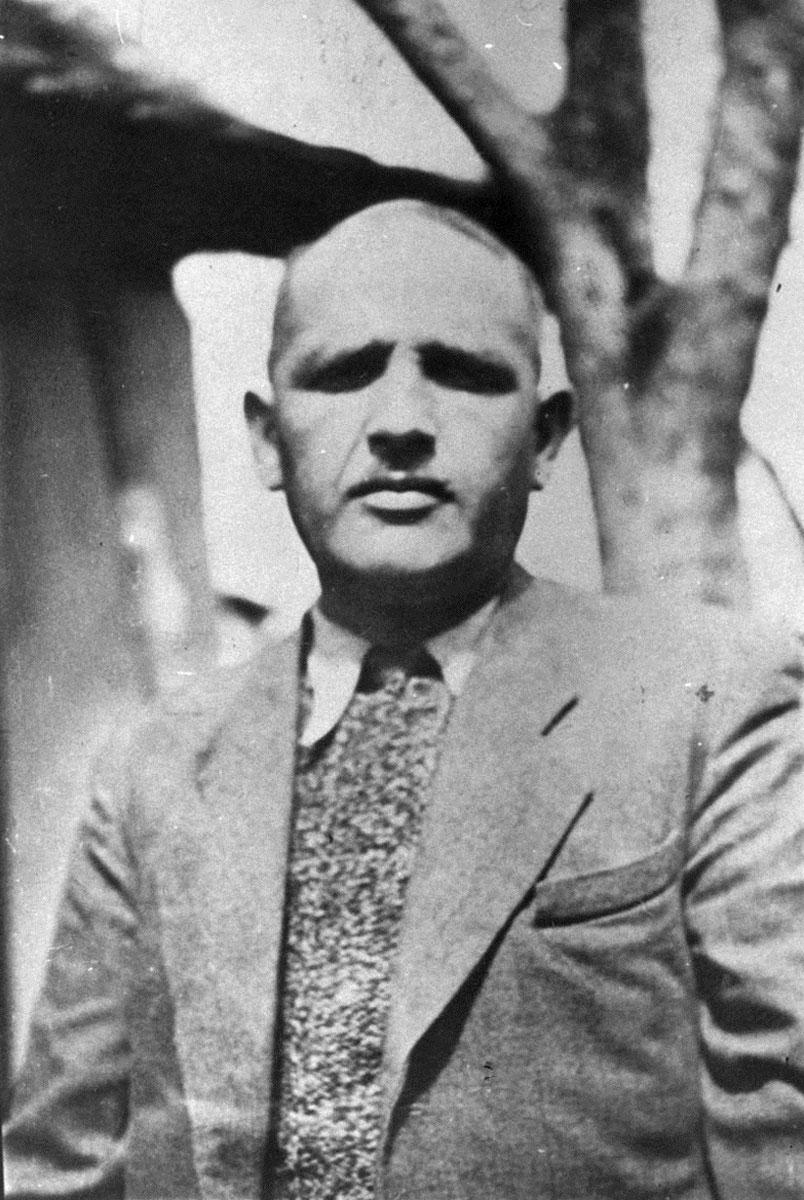 Yizchak Szapira in the Plaszow labor camp, 1944
