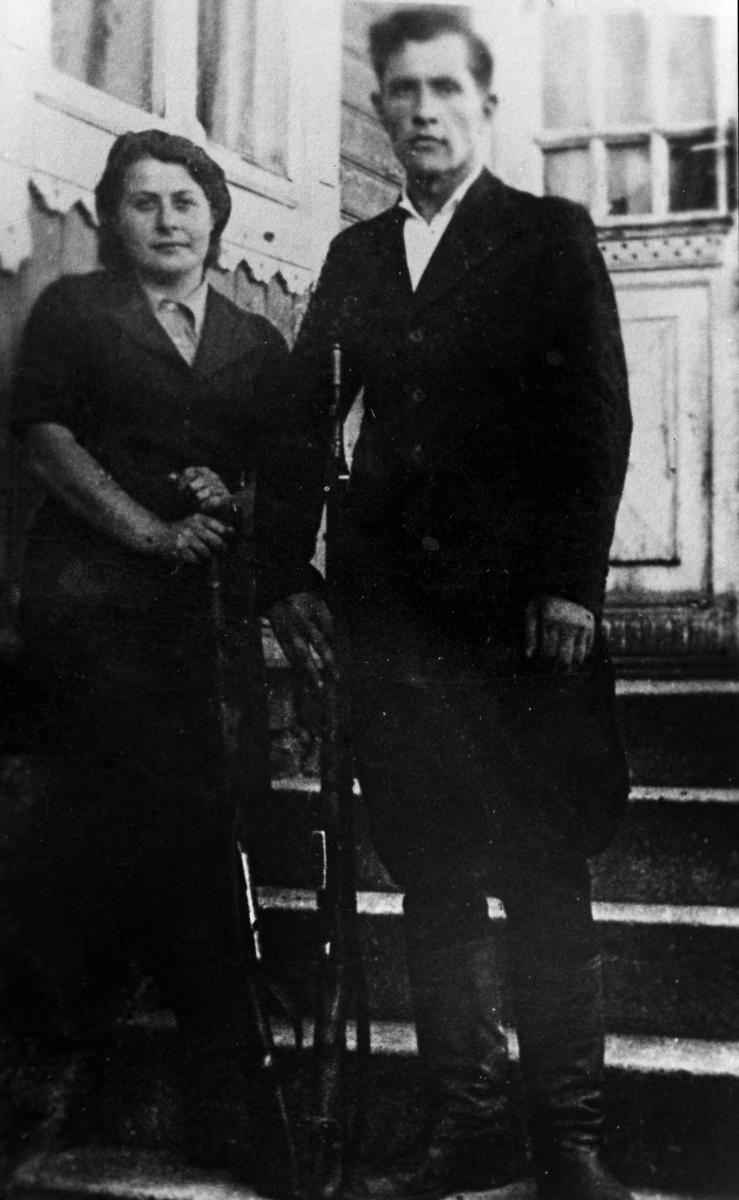 Partisans Shalom Cholawski and Hedva (Friedl) Lahowitzky-Eichenwald after they returned to Nieśwież with the Red Army occupation of the area in July 1944.