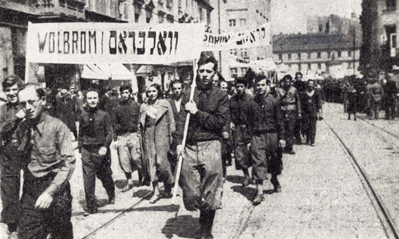 Members of the Wolbrom Left-wing Poale Zion group march in Warsaw